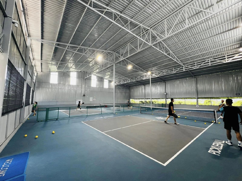 Sân pickleball Nguyên Sport dù chỉ có 2 sân nhưng chất lượng thì không thể bàn