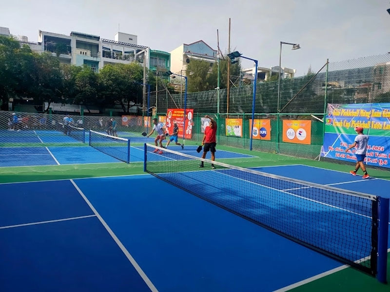 Sân pickleball Saigon Vườn Lan có quy mô 4 sân
