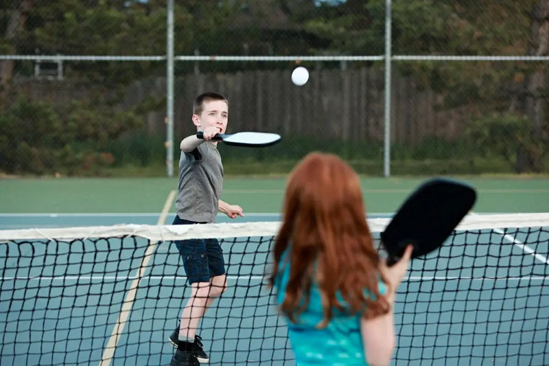 Sân pickleball cho trẻ em