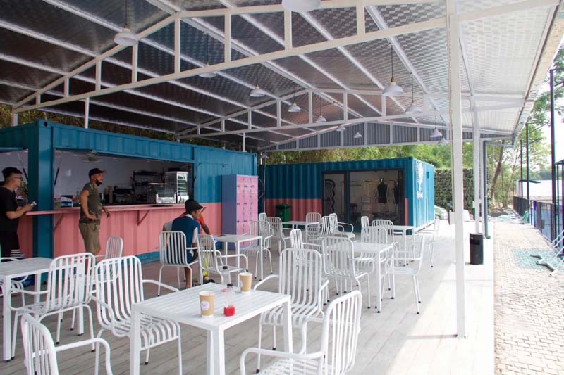 Khu vực nghỉ ngơi và căng tin sạch sẽ