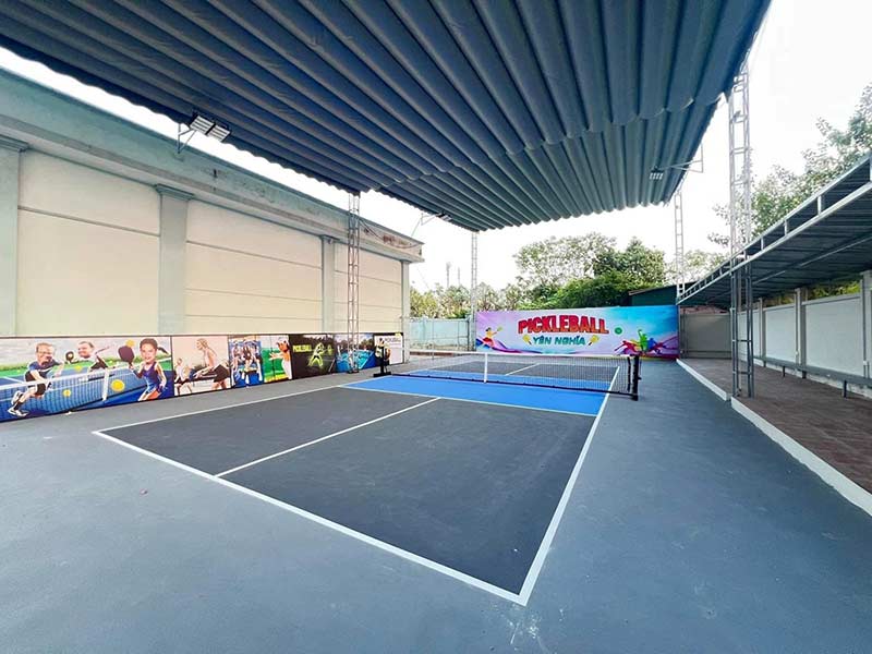 Sân Pickleball Yên Nghĩa có diện tích rộng và thoáng đãng